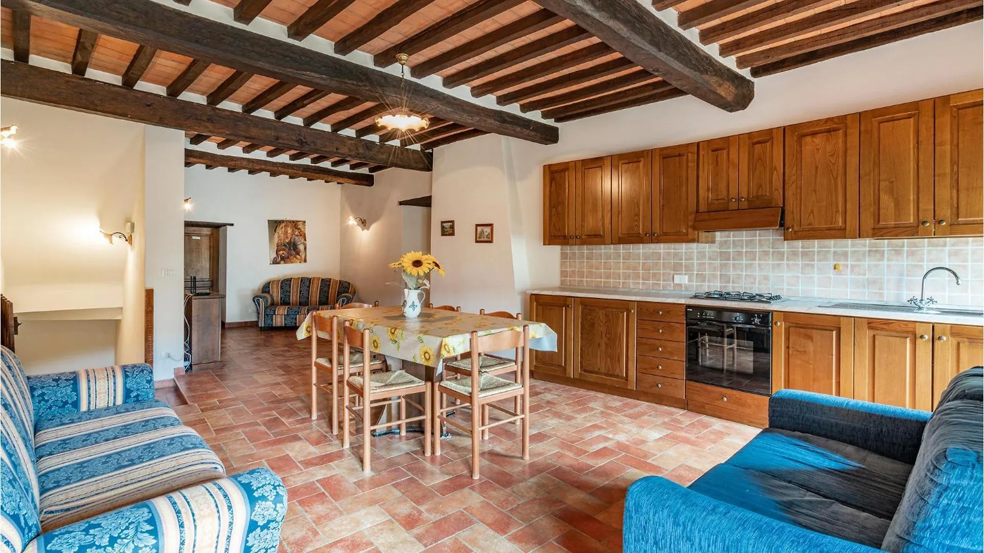 Holiday home Le Caselle Cortona